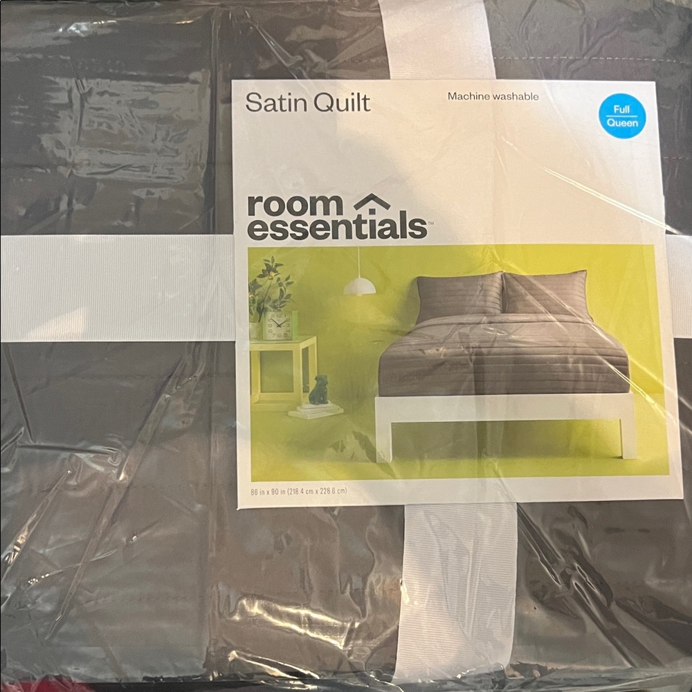 Room Essentials Satin Quilt - Dark Gray